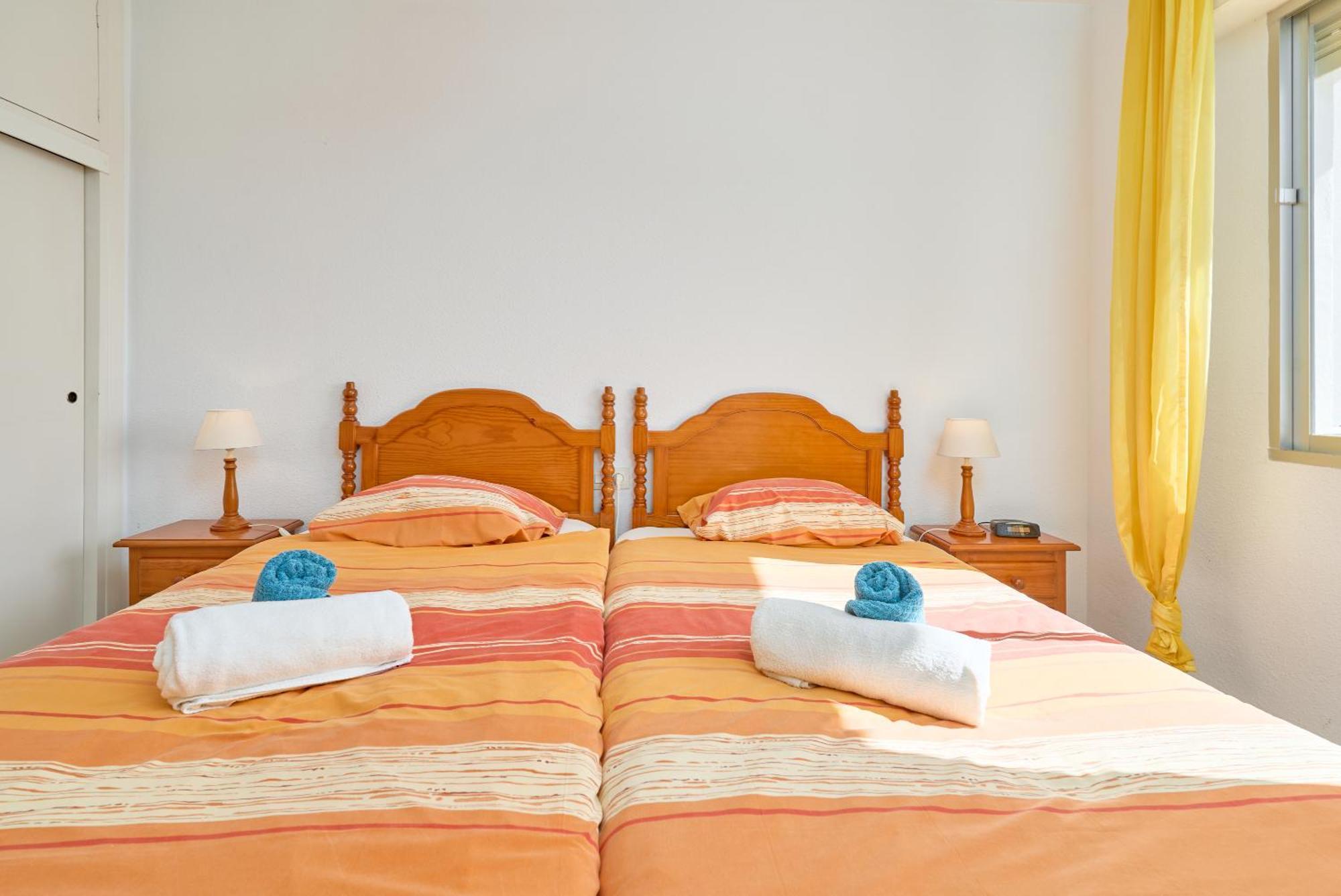 Albaida 2 6H Apartment Нерха Екстериор снимка